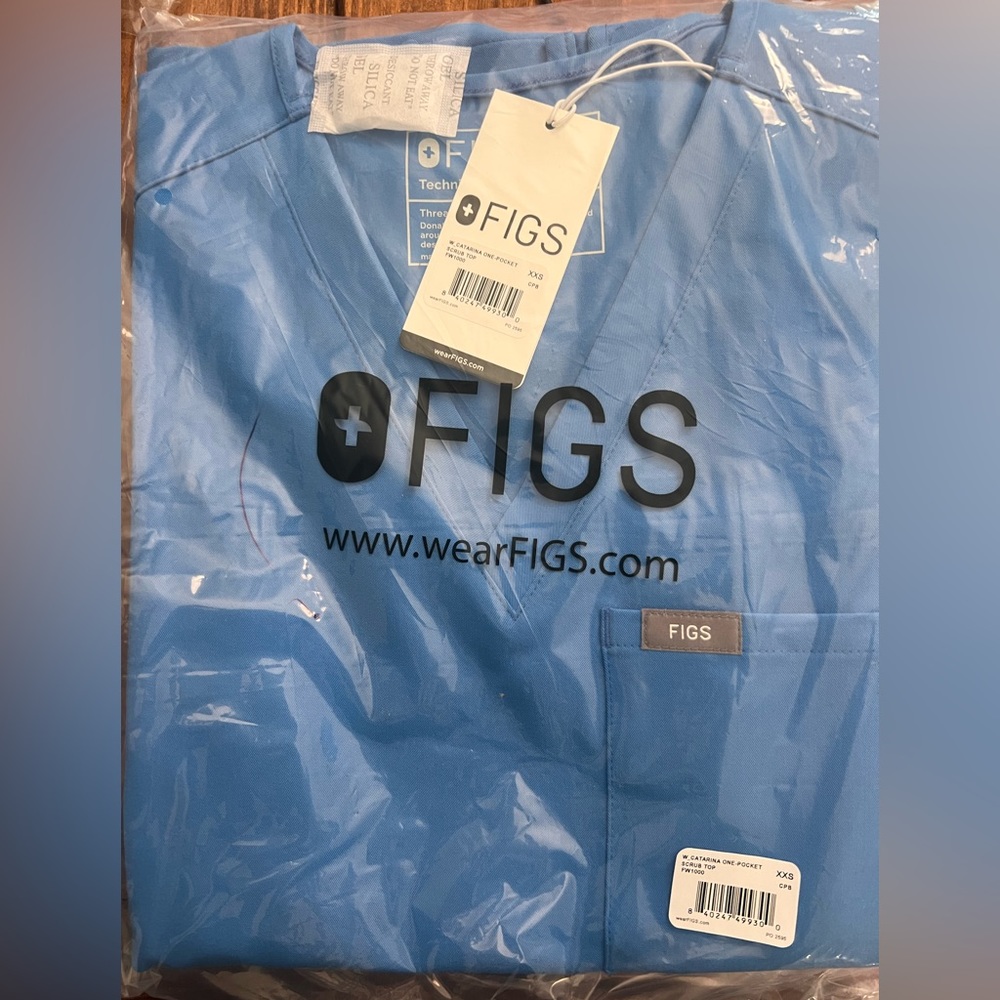 Figs scrubs